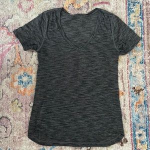 Lululemon V Neck Shirt Size 6
